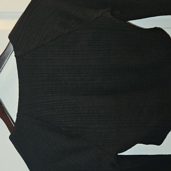 Free People | Black Bell Sleeve Ruched Crop Top| M | Boho, Festival - Picture 7 of 12